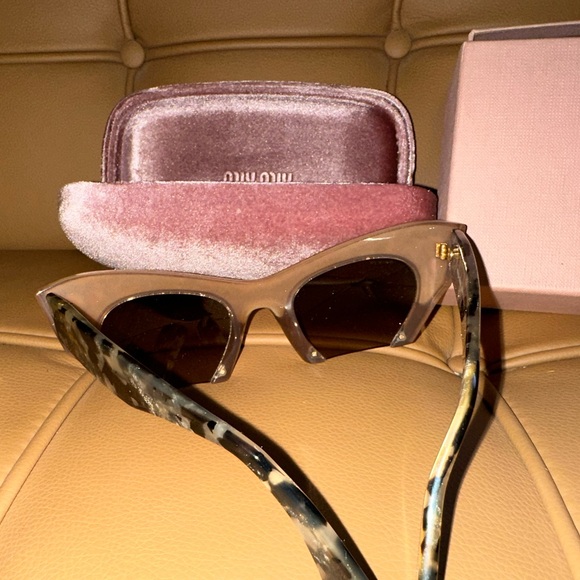 MIU MIU, RARE, Rasoir Crystal Rhinestone Half Rim Sunglasses (MSRP: $495), EEUC - Picture 3 of 5